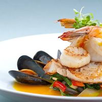 STUNNING WATERFRONT FULLY LICENSED RESTAURANT  image