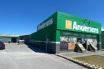 Andersens Flooring Franchise - Gladstone! Very Low Rent, Lease To 2042, $400k EBITDA To Owner/Oper!