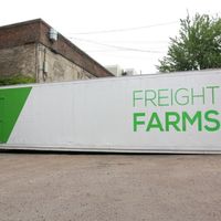 Futuristic Direction Vertical Controlled Hydroponic Container Moveable Farm in 40 Ft Container image