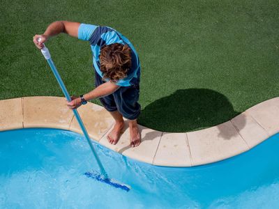 CAIRNS POOL MAINTENANCE BUSINESS FOR SALE image