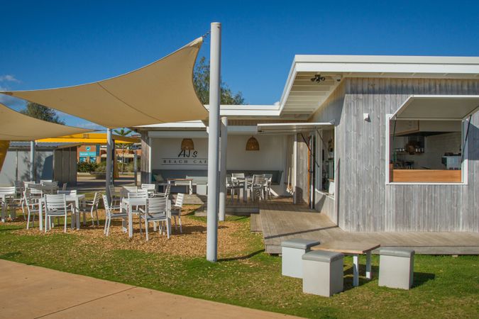 Beachside Cafe with Stunning Ocean Views – Geraldton, WA