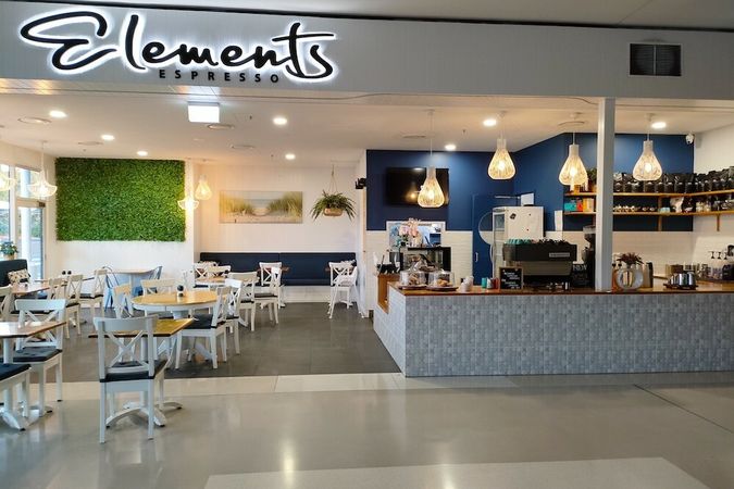 Busy Cafe in Shopping Centre – Birkdale, QLD