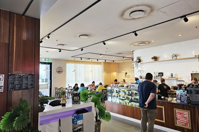 Milk Espresso Willows, Cafe & Coffee Shop